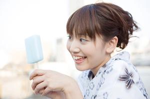 落ち着いた雰囲気のネクタイを選べます